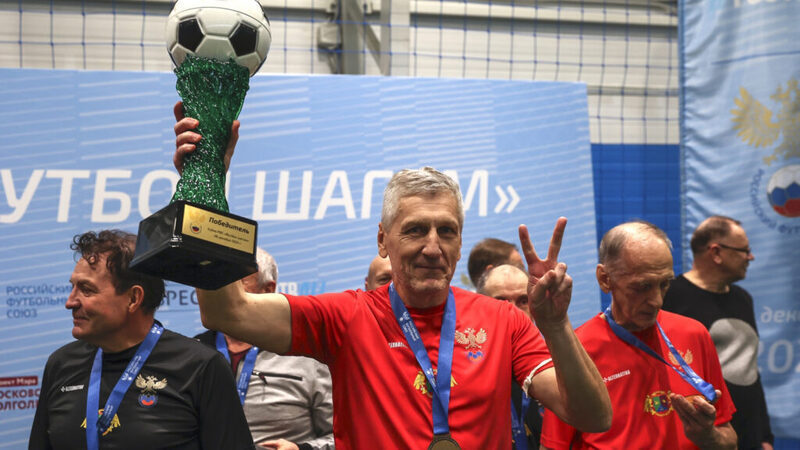 Помогает одновременно тренировать выносливость Помогает одновременно тренировать выносливость